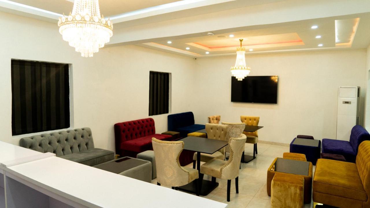 247 Luxury Hotel & Apartment Ajah Lekki Exterior photo