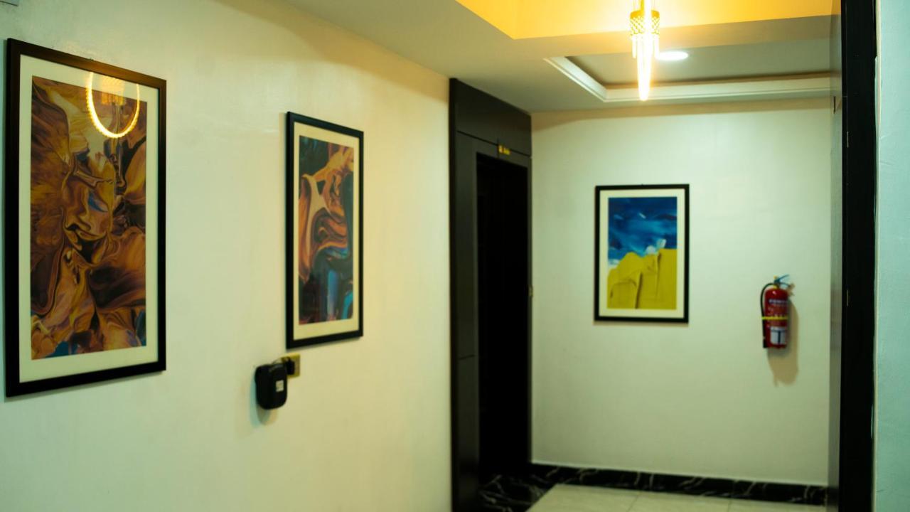247 Luxury Hotel & Apartment Ajah Lekki Exterior photo