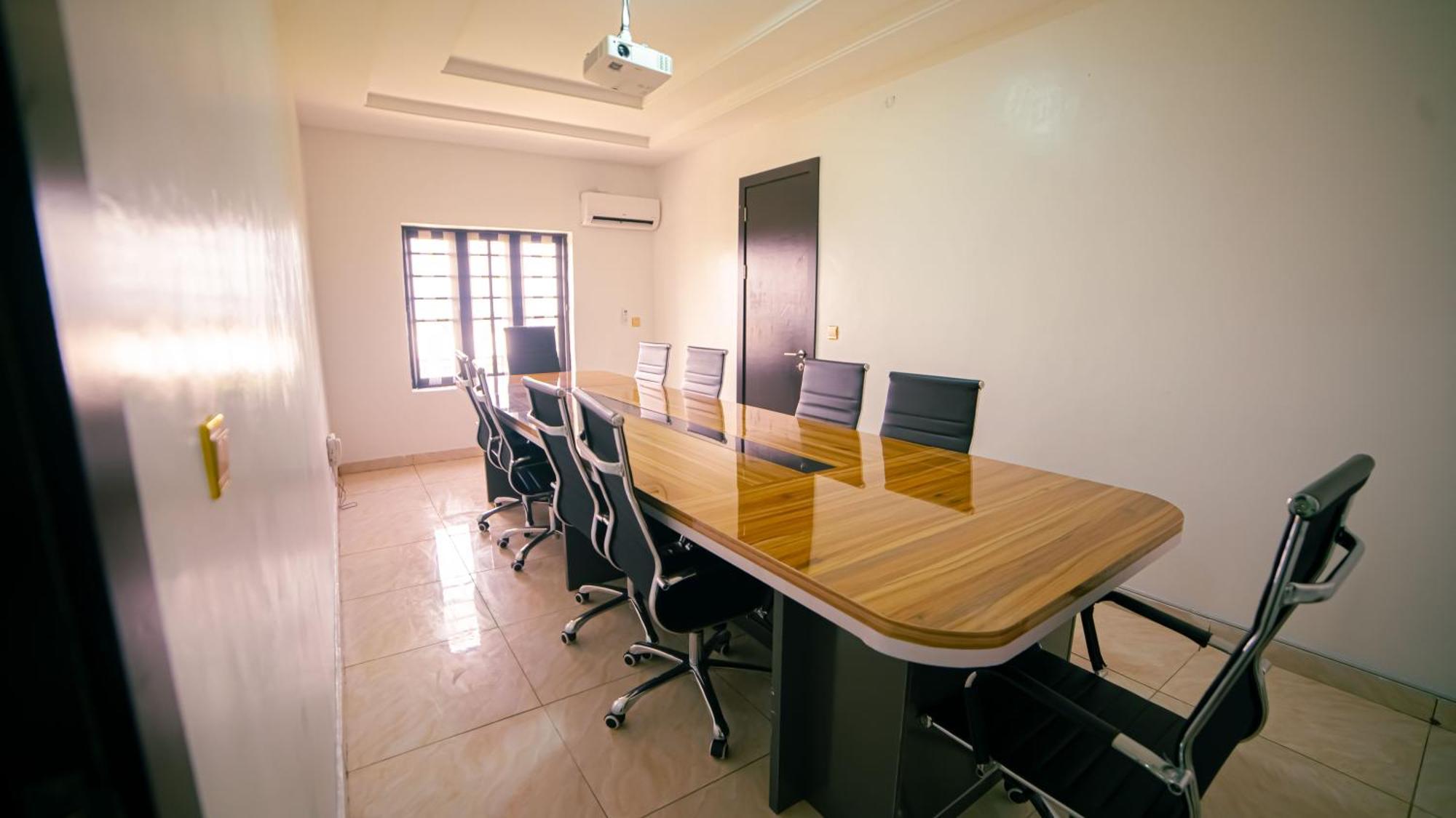 247 Luxury Hotel & Apartment Ajah Lekki Exterior photo